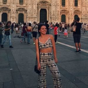 Meet your Posher, Lauren